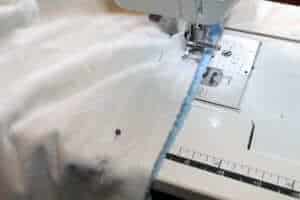 baby blanket tutorial - minky blanket tip -amorecraftylife.com
