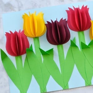 spring flower kid crafts - crafts for kids - kid craft -#kidscraft #preschool #craftsforkids amorecraftylife.com