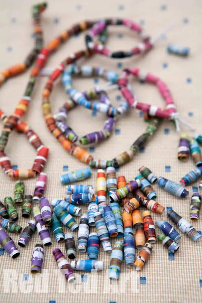 Recycled Kid Craft - amorecraftylife.com #preschool #craftsforkids #crafts #kidscraft