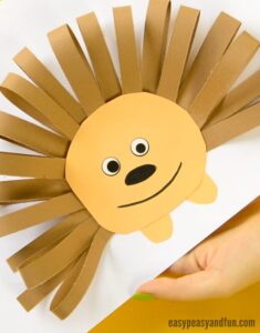 hedgehog kid crafts - harvest kid crafts - fall kid crafts- crafts for kids - morecraftylife.com