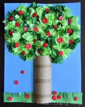 apple kid crafts- amorecraftylife.com - fall kid craft - craft for kids
