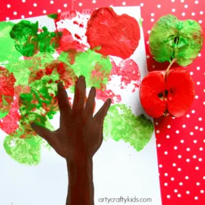 apple kid crafts- amorecraftylife.com - fall kid craft - craft for kids