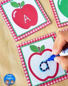 apple activity fall activity - kid activity #preschool #craftsforkids amorecraftylife.com