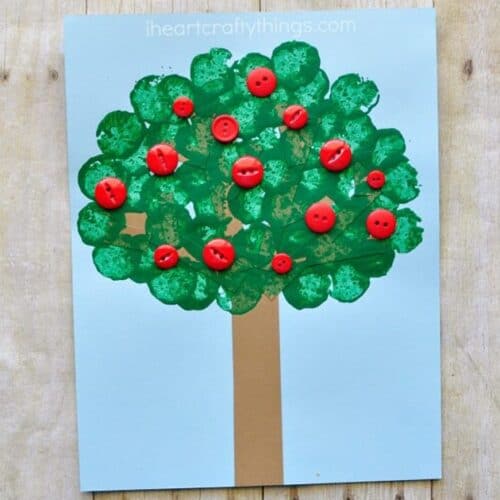 apple kid crafts- amorecraftylife.com - fall kid craft - craft for kids