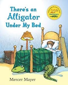 Alligator Book - Letter A Activities - Preschool kid craft - amorecraftylife.com #preschool