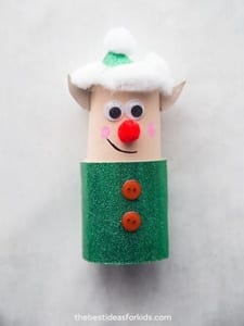 elf kid craft - christmas kid craft - arts and crafts activities - amorecraftylife.com #kidscraft #craftsforkids #christmas #preschool