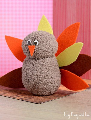turkey kid craft - fall kid craft - thanksgiving kid craft - amorecraftylife.com #kidscraft #craftsforkids #preschool