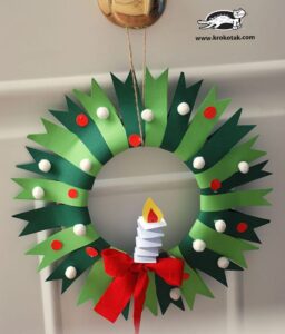 christmas wreath kid crafts - christmas kid craft - arts and crafts activities - amorecraftylife.com #kidscraft #craftsforkids #preschool