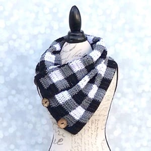 plaid crochet patterns - crochet pattern pdf - cowl crochet pattern - amorecraftylife.com #plaid #crochet #crochetpattern