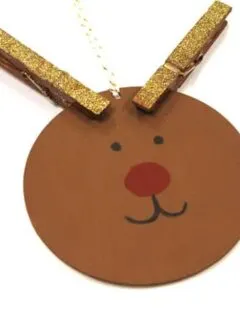 Rudolph Ornament - Christmas kid craft - rudolph craft - - amorecraftylife.com #kidscraft #craftsforkids #preschool #crafts #christmas #tutorial