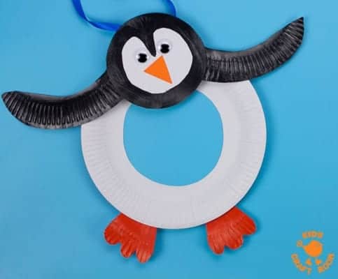penguin kid crafts - arts and crafts activities -winter kid craft- amorecraftylife.com #kidscraft #craftsforkids #winter #preschool