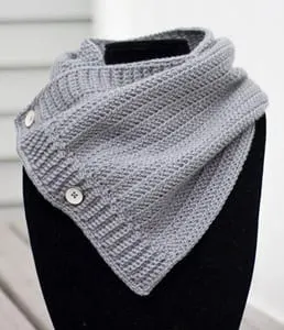 cowl crochet pattern- scarf crochet pattern pdf - amorecraftylife.com #crochet #crochetpattern