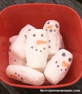 winter activities - arts and crafts activities -winter kid craft- amorecraftylife.com #kidscraft #craftsforkids #winter #preschool