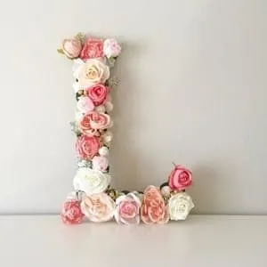 floral nursery ideas- girl nursery theme - flowers nursery - amorecraftylife.com #baby #nursery #babygift #babygirl