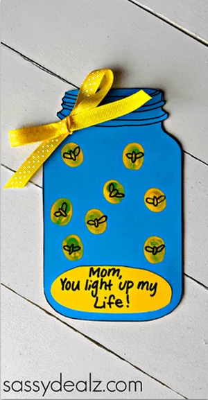 mothers day card kid crafts -amorecraftylife.com #kidscraft #craftsforkids #preschool