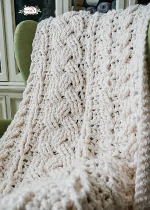 cable blanket crochet pattern - afghan crochet pattern - amorecraftylife.com #crochet #crochetpattern #diy