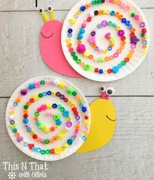 Make colorful and fun snail Kid Crafts - acraftylife.com #kidscrafts #craftsforkids #preschool
