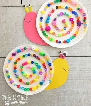 snail Kid Crafts - amorecraftylife.com #kidscrafts #craftsforkids #preschool