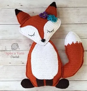 fox crochet pattern - amigurumi crochet pattern - amorecraftylife.com #crochet #crochetpattern #diy
