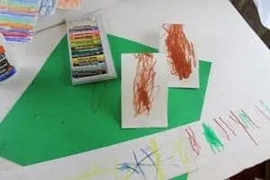 striped paper snail Kid Craft- amorecraftylife.com #kidscrafts #craftsforkids #preschool