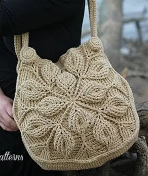 purse crochet pattern - handbag crochet pattern - amorecraftylife.com #bag #crochet #crochetpattern