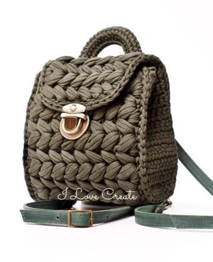 purse crochet pattern - handbag crochet pattern - amorecraftylife.com #bag #crochet #crochetpattern