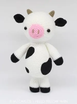 cow crochet pattern- - amigurumi amorecraftylife.com #crochet #crochetpattern #diy