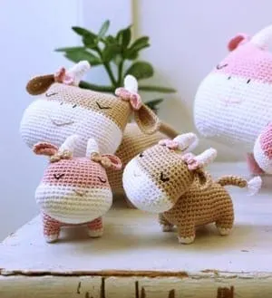 cow crochet pattern- - amigurumi amorecraftylife.com #crochet #crochetpattern #diy