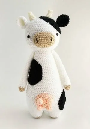 cow crochet pattern- - amigurumi amorecraftylife.com #crochet #crochetpattern #diy