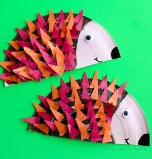 hedgehog Kid Crafts- fall kid craft - amorecraftylife.com #kidscrafts #craftsforkids #preschool