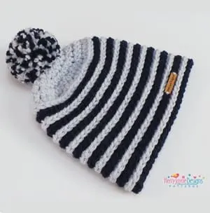 bulky hat crochet patterns- winter hat crochet pattern- amorecraftylife.com #crochet #crochetpattern #diy