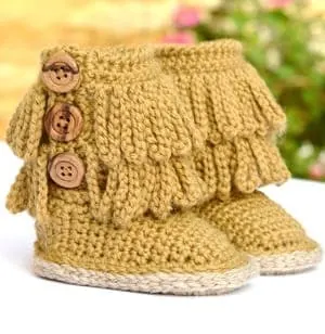 baby boots crochet patterns - baby shoes crochet pattern- baby booties- amorecraftylife.com #crochet #crochetpattern #diy #baby #babycrochet