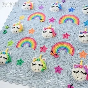 unicorn baby blanket crochet pattern - amorecraftylife.com #baby #crochet #crochetpattern #freecrochetpattern