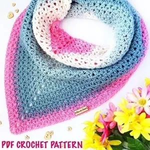 crochet triangular shawl pattern- scarf crochet pattern -crochet pray shawl pattern pdf -wrap - amorecraftylife.com #crochet #crochetpattern