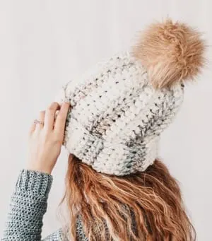This image has an empty alt attribute; its file name is everest-beanie-free-crochet-hat-pattern-1.jpg