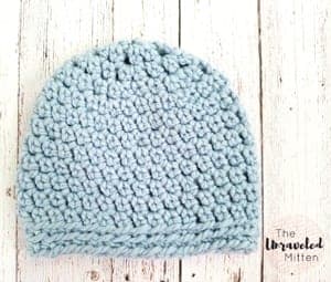 This image has an empty alt attribute; its file name is maggie-beanie-crochet-hat-pattern.jpg