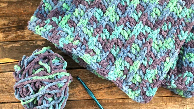 Easy Baby Blanket Crochet Pattern: Make Beginner Ocean Stripes