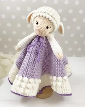Crochet Lovey Patterns - security blanket crochet pattern - baby lovey crochet pattern- baby crochet pattern pdf - amigurumi amorecraftylife.com #crochet #crochetpattern #baby