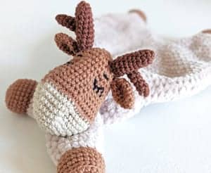 Crochet Lovey Patterns - security blanket crochet pattern - baby lovey crochet pattern- baby crochet pattern pdf - amigurumi amorecraftylife.com #crochet #crochetpattern #baby