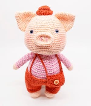 crochet piglet pattern- stuffed toy pig crochet pattern pdf - amigurumi acraftylife.com #crochet #crochetpattern