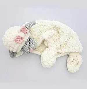 lamb crochet pattern- easter crochet pattern pdf - amigurumi amorecraftylife.com #crochet #crochetpattern