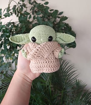 Crochet Baby Yoda Patterns - baby alien - the child #crochet #crochetpattern #diy