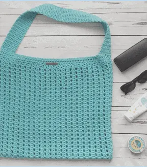 crochet market tote crochet pattern- bag crochet pattern pdf - grocery bag - beach bag - amorecraftylife.com #crochet #crochetpattern