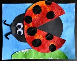 ladybug kid crafts - bug crafts for kids- ladybird insect - amorecraftylife.com #preschool #craftsforkids #kidscrafts