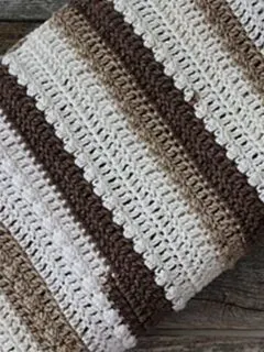 dainty dot baby blanket crochet pattern - amorecraftylife.com -gender neutral unisex baby blanket - baby afghan - free printable crochet pattern #baby #crochet #crochetpattern #freecrochetpattern