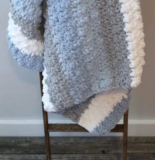 blue gray skies crochet baby blanket pattern - amorecraftylife.com -bernat blanket yarn baby blanket - baby afghan - free printable crochet pattern #baby #crochet #crochetpattern #freecrochetpattern