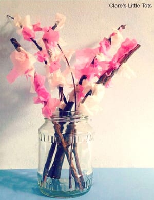 spring tree kid crafts - arts and crafts activities - spring kid craft- amorecraftylife.com #kidscraft #craftsforkids #preschool