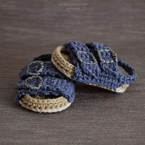 baby sandals crochet patterns - crochet pattern pdf - baby shoes crochet patterns amorecraftylife.com #baby #crochet #crochetpattern