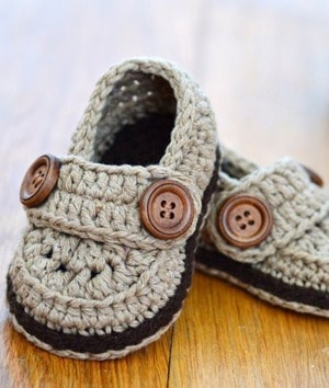 baby shoes crochet patterns - baby booties - baby gift - crochet pattern pdf - amorecraftylife.com #crochet #crochetpattern #baby