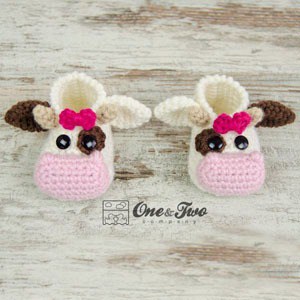 baby shoes crochet patterns - baby booties - baby gift - crochet pattern pdf - amorecraftylife.com #crochet #crochetpattern #baby